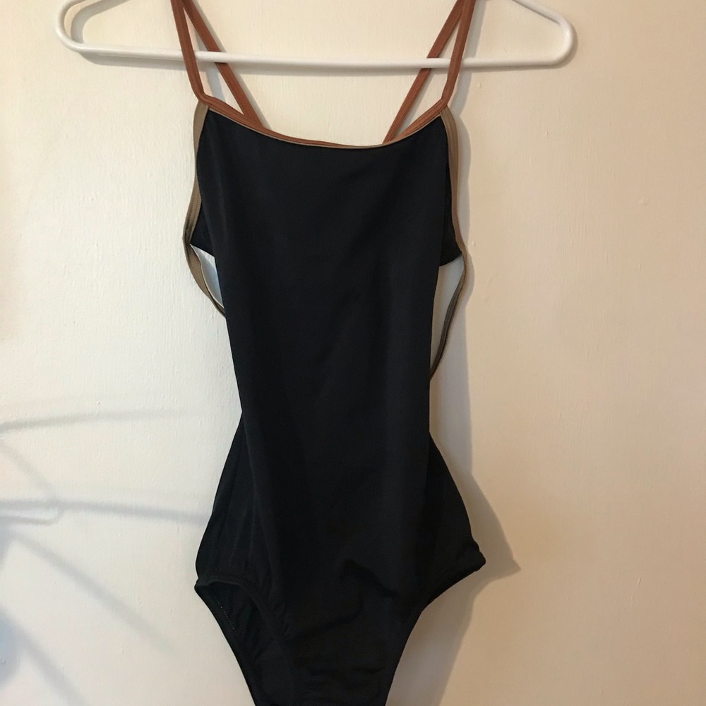 Two-tone strappy camisole leotard 🤎✨